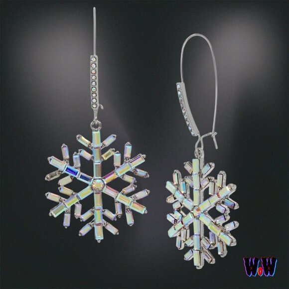 Betsey Johnson Faux Stone Snowflake Dangle Earrings — Excellent / Gently Used - Picture 1 of 3